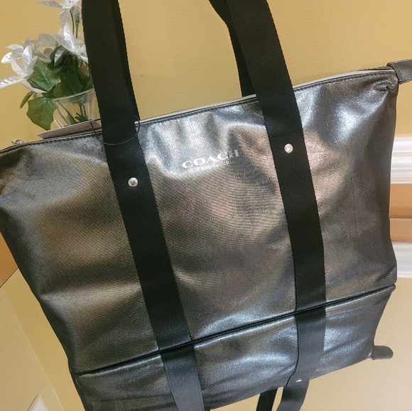 Coach duffle bag - Picture 6 of 8